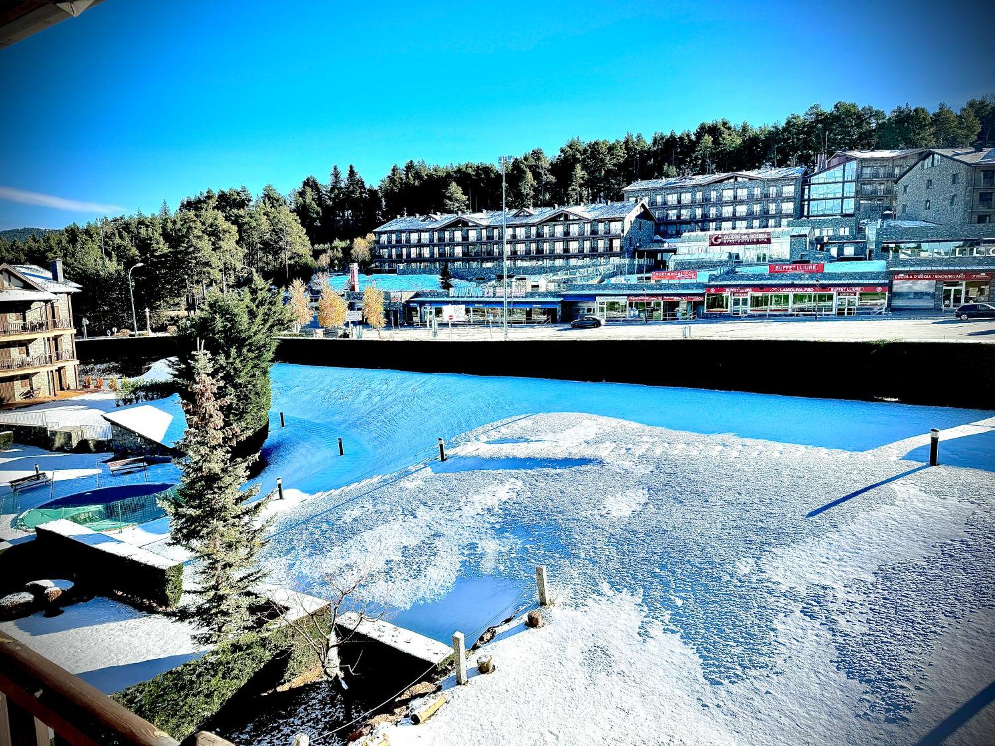 Residencia Pista Llarga Lägenhet La Molina  Exteriör bild